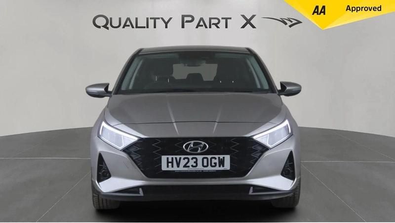 Used Hyundai i20 Premium 2023 Bronze Hatchback