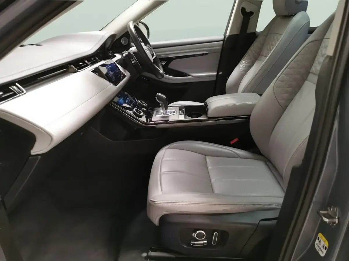 Used Land Rover Range Rover evoque Autobiography 309 HP (227 kW) 2022 Grey SUV