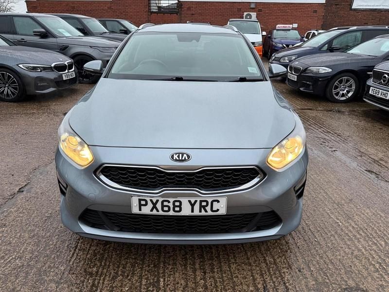 Used Kia Ceed 2018 Silver Hatchback