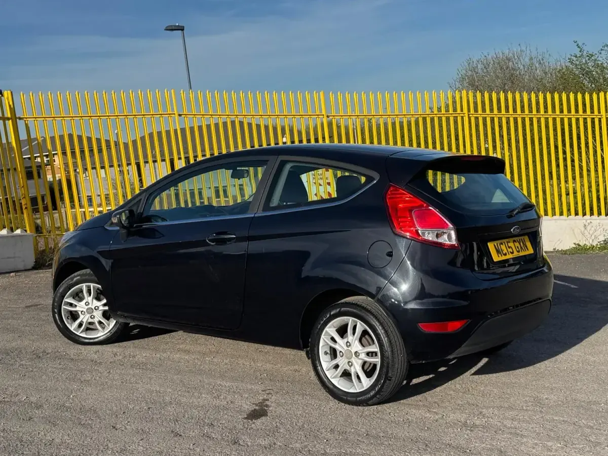 Used Ford Fiesta Zetec 2015 Black Hatchback