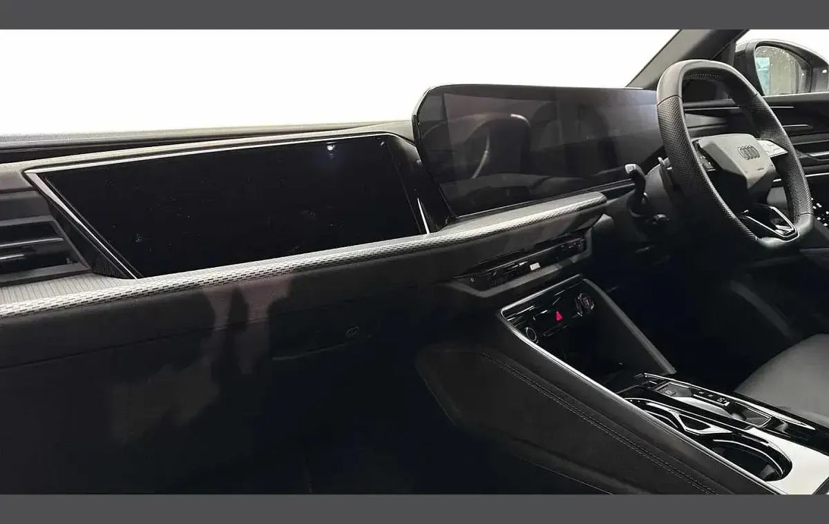 Used Audi Q5 Advanced 200 HP (147 kW) 2025 Blue SUV