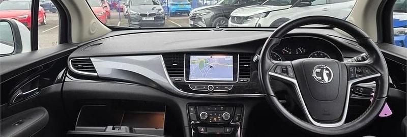 Used Vauxhall Mokka X Design Edition 140 HP (102 kW) 2019 Summit white SUV