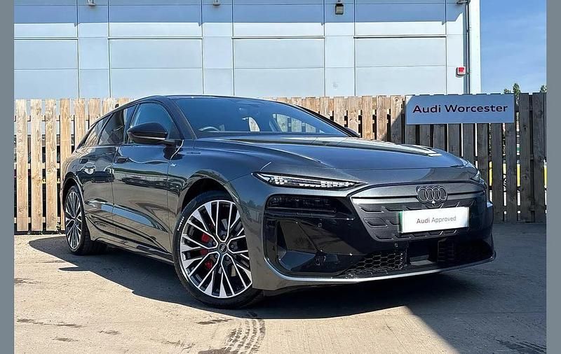 Grey Used 2025 Audi e-tron Performance SUV | £69,990 - Image 1/4