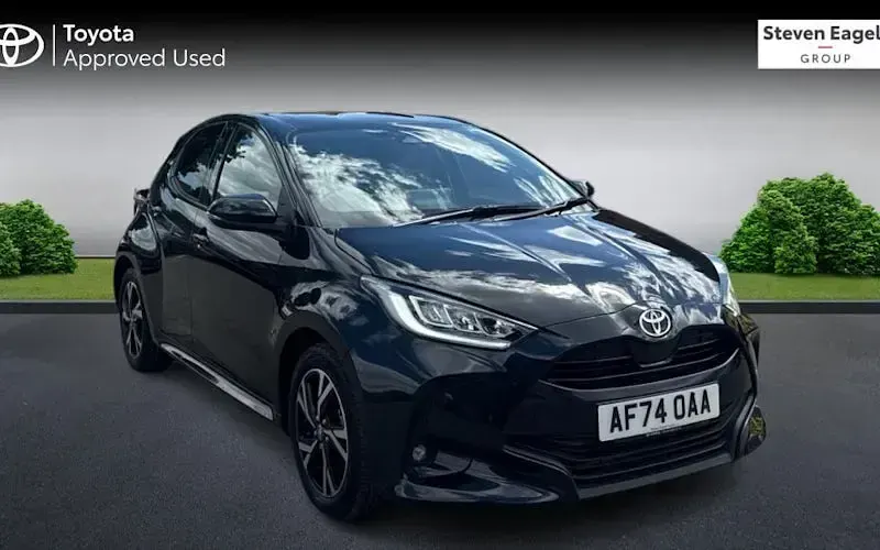 Used Toyota Yaris Design 116 HP (85 kW) 2024 Hatchback