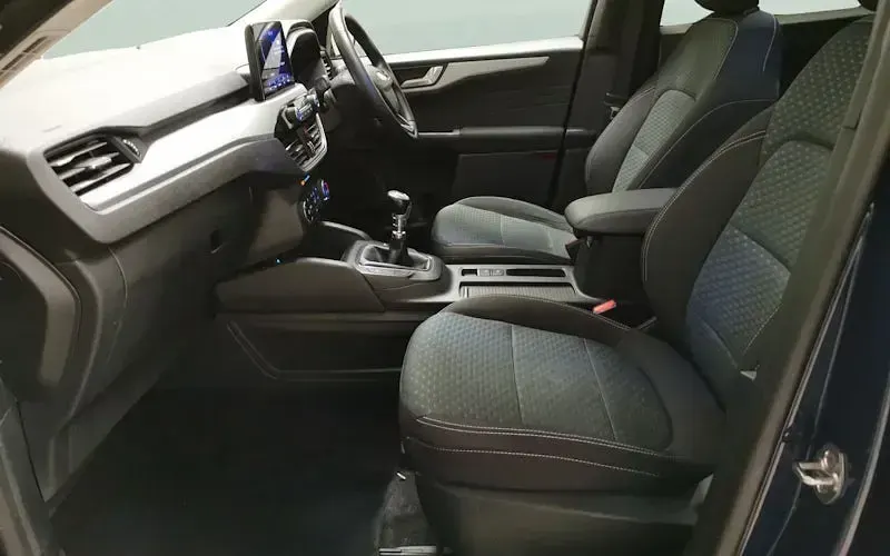 Used Ford Kuga Zetec 120 HP (88 kW) 2021 Blue SUV