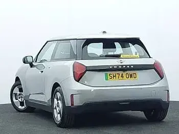 Used Mini Cooper Classic 135 kW (184 HP) 2024 Silver Hatchback