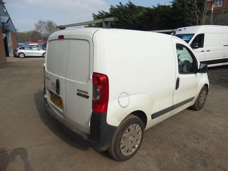 Used Peugeot Bipper 75 HP (55 kW) 2013 White MPV