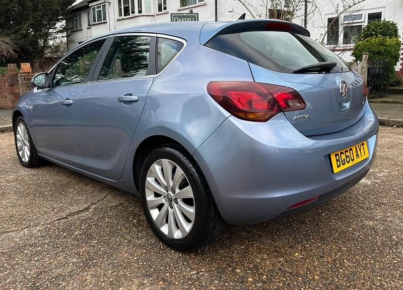 Used Vauxhall Astra 2010 Blue Hatchback