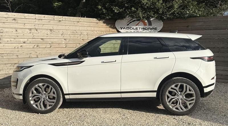 Used Land Rover Range Rover evoque SE Dynamic 204 HP (150 kW) 2021 White SUV