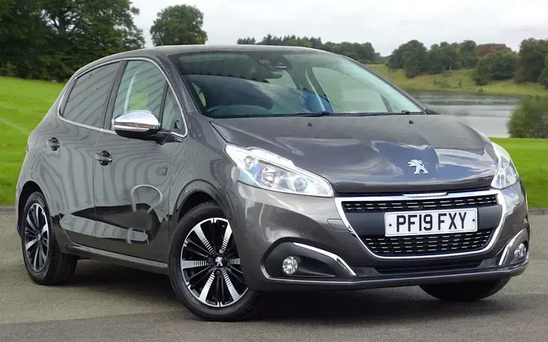 Used Peugeot 208 82 HP (60 kW) 2019 Hatchback