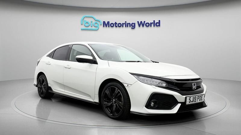White Used 2019 Honda Civic Sport Hatchback | £15,300 (Fair price) - Image 1/4