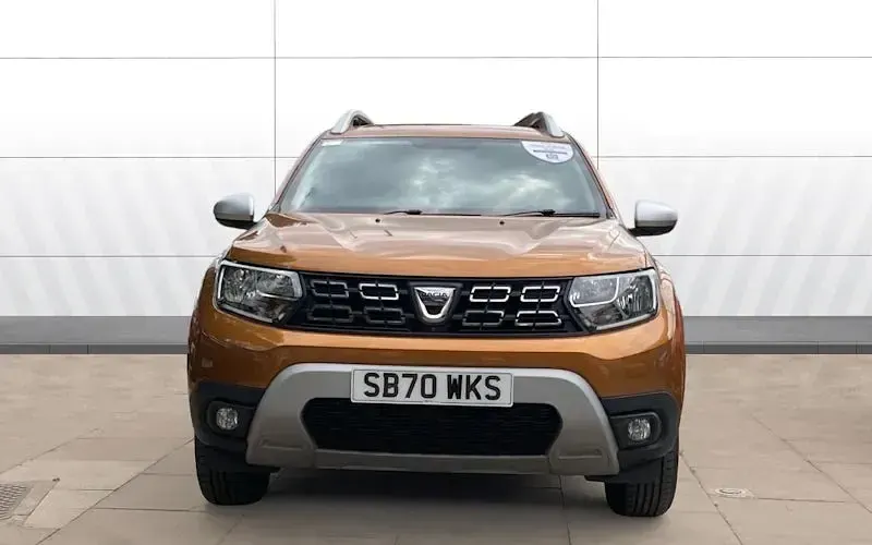 Used Dacia Duster Prestige 131 HP (96 kW) 2021 Orange SUV
