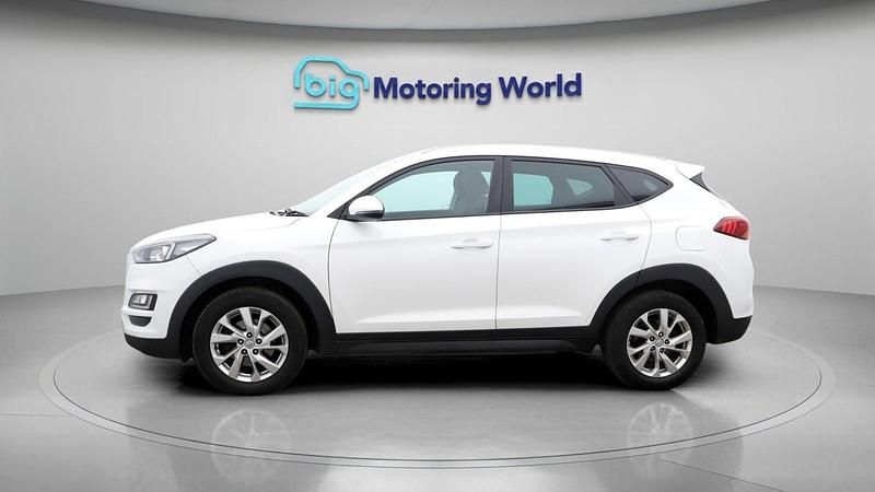Used Hyundai Tucson SE 177 HP (130 kW) 2020 White SUV