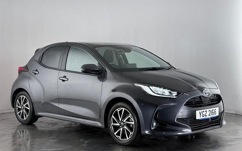 Used Toyota Yaris Hybrid Design 116 HP (85 kW) 2025 Hatchback