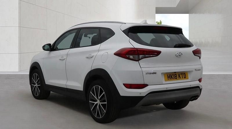 Usado Hyundai Tucson GO! 177 HP (130 kW) 2018 Branco SUV