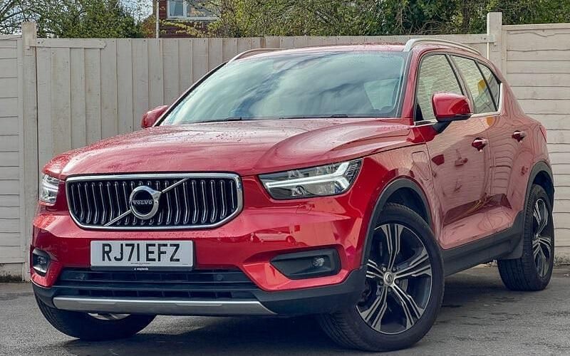 Usado Volvo XC40 Inscription 262 HP (192 kW) 2021 Vermelho SUV