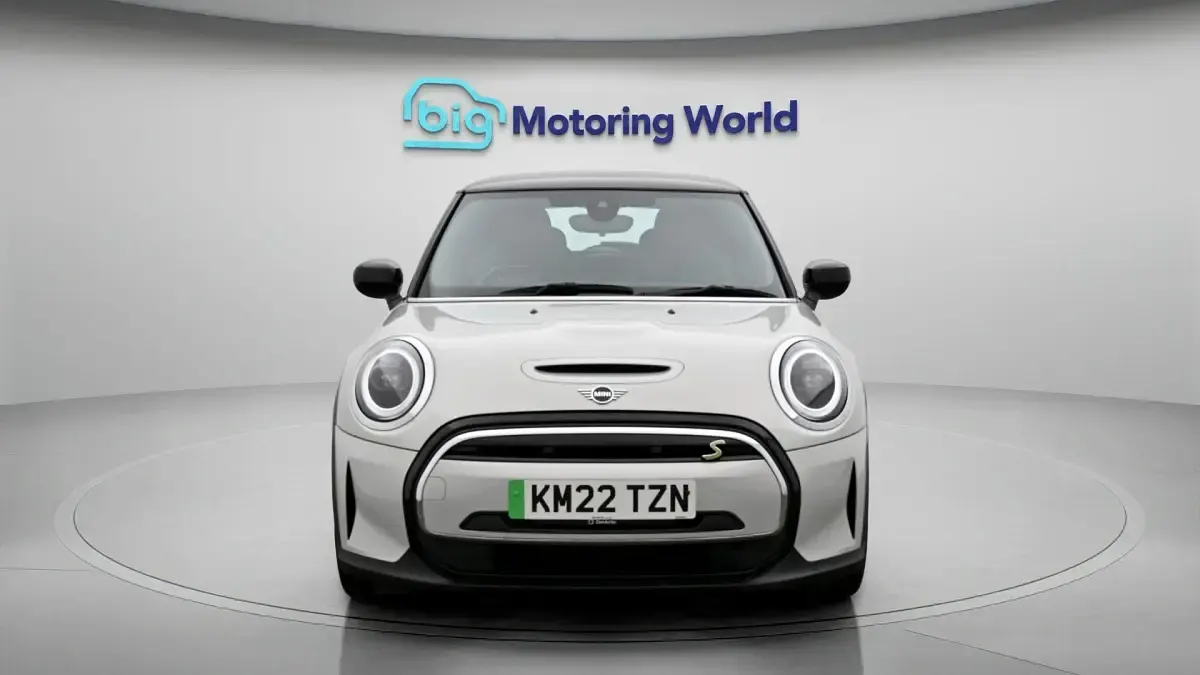 Used Mini Cooper SE Hatch 135 kW (184 HP) 2022 Hatchback