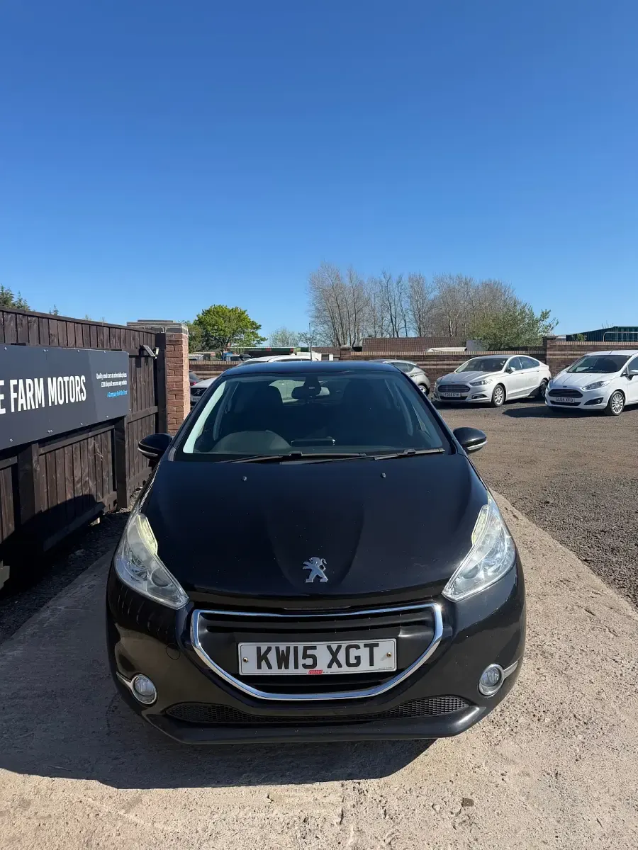Used Peugeot 208 Allure 2015 Black Hatchback