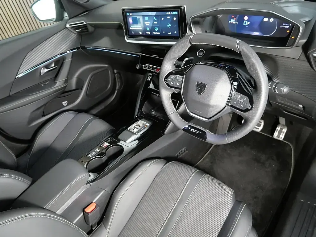 New Peugeot 2008 GT 2025 SUV