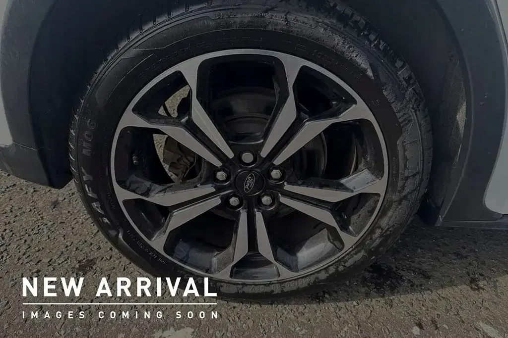 Begagnad Ford Focus Active X 123 HK (90 kW) 2020 Vit Halvkombi