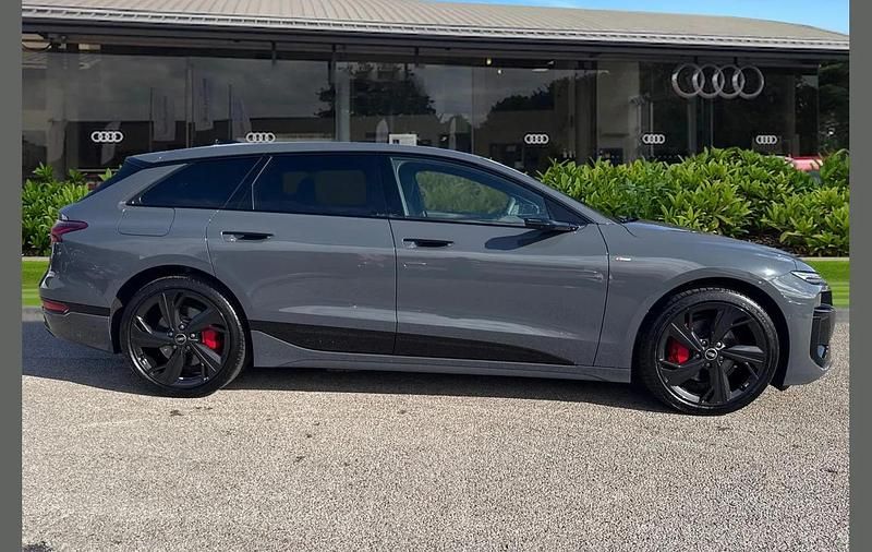 Used Audi e-tron Performance 310 kW (422 HP) 2025 Other SUV