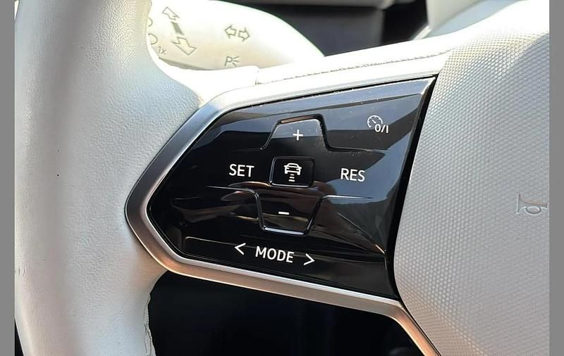 Used VW ID.3 Pro 150 kW (204 HP) 2021 White Hatchback