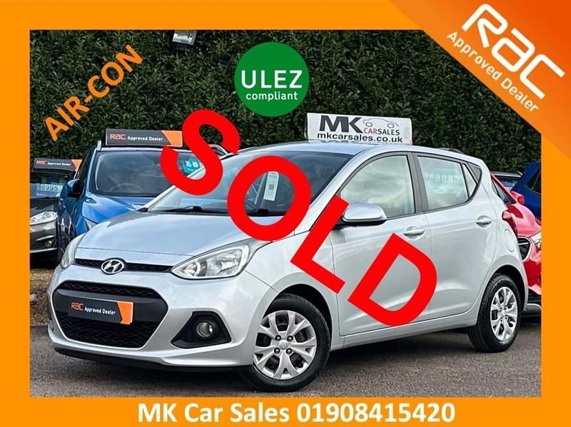 Used Hyundai i10 Premium 2014 Silver Hatchback