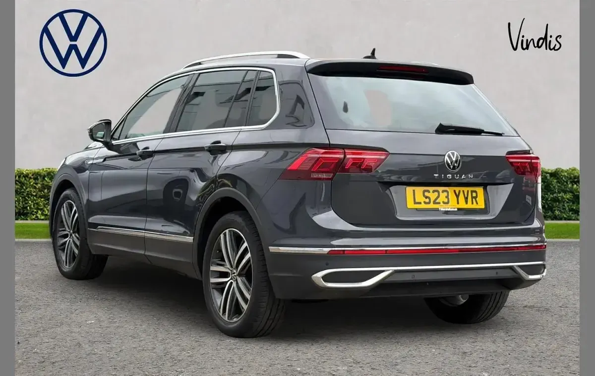 Used VW Tiguan Elegance 150 HP (110 kW) 2023 Grey SUV
