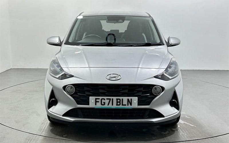 Used Hyundai i10 SE 84 HP (61 kW) 2023 Hatchback