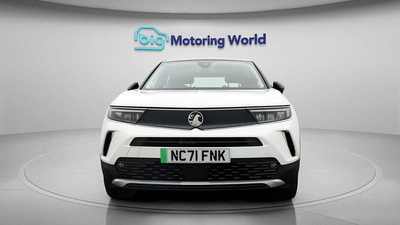 Used Vauxhall Mokka Elite 98 kW (134 HP) 2022 White SUV