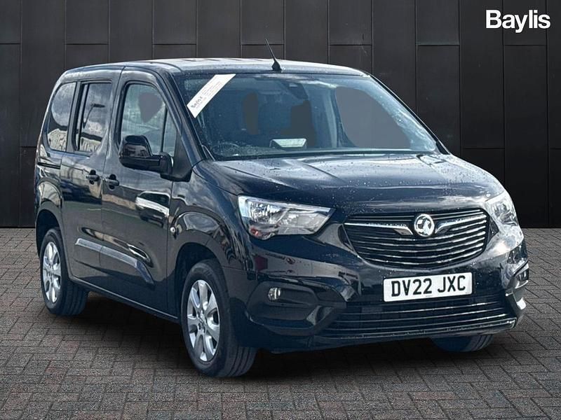 Black Used 2022 Vauxhall Combo MPV | £15,799 (Fair price) - Image 1/3