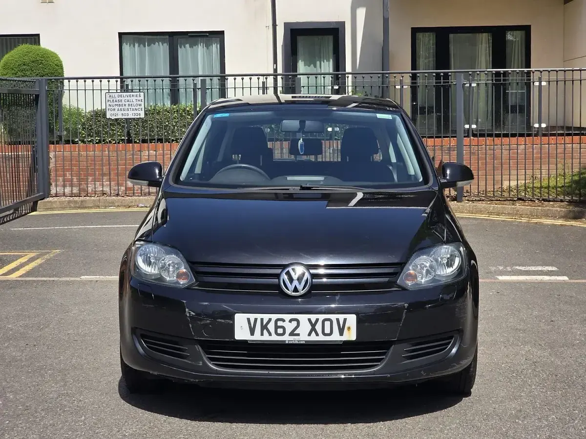 Used VW Golf VII S 105 HP (77 kW) 2012 Black Hatchback