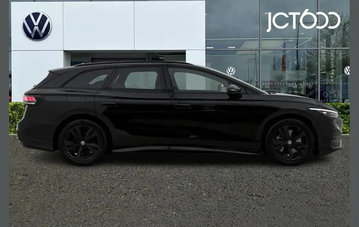 Used VW ID.7 Pro 206 kW (281 HP) 2025 Black Estate