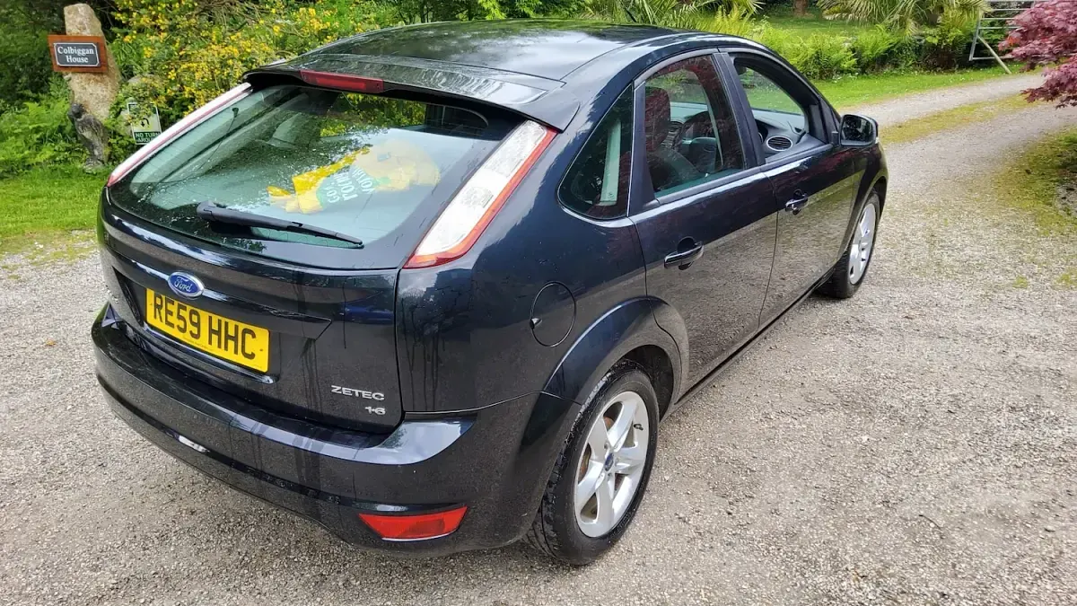 Used Ford Focus Zetec 99 HP (72 kW) 2009 Black Hatchback