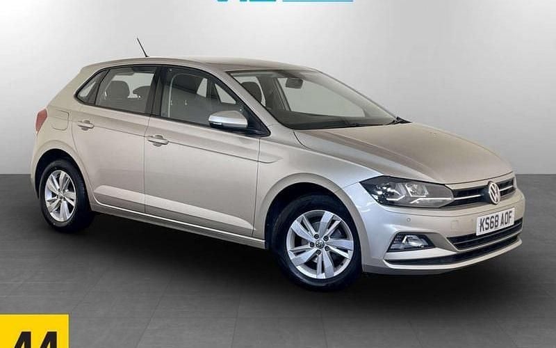 Used 2020 VW Polo SE Hatchback | £12,195 (Good price) - Image 1/2
