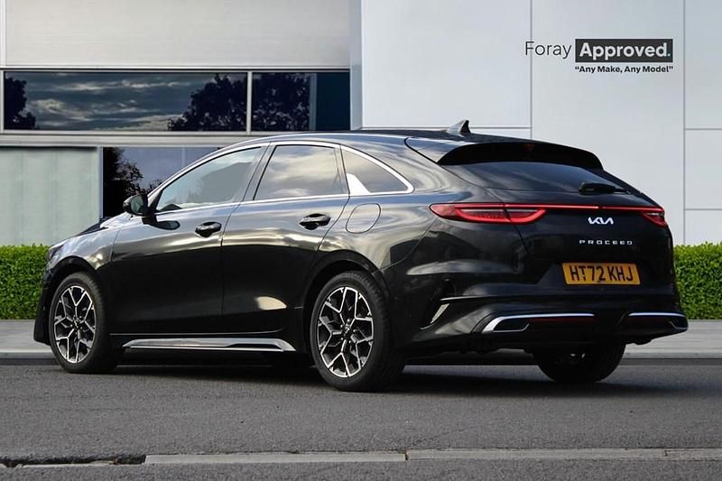 Used Kia ProCeed 160 HP (117 kW) 2023 Black Estate