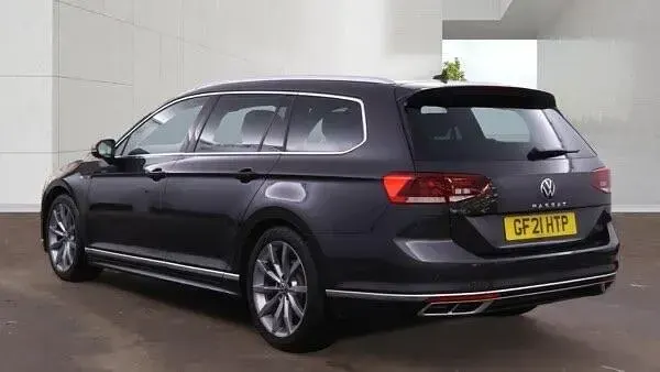 Used VW Passat R-line 150 HP (110 kW) 2021 Grey Estate