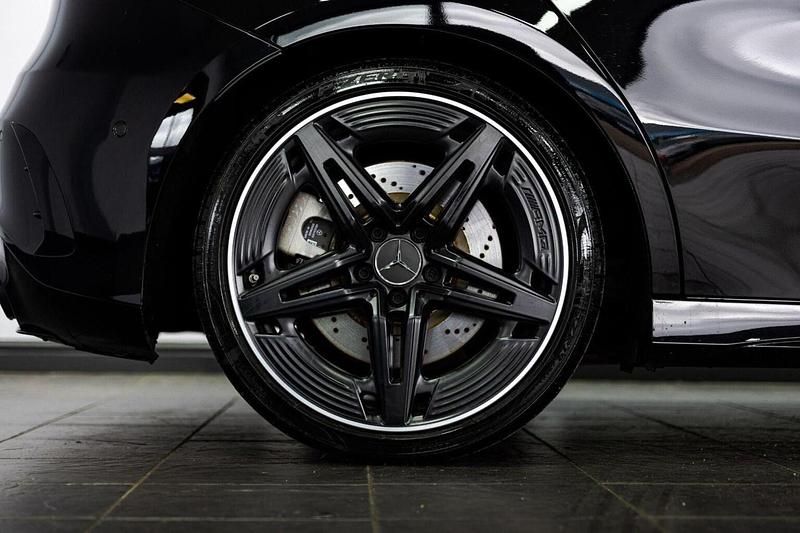 Usado Mercedes A35 AMG Premium Plus 2024 Preto Citadino
