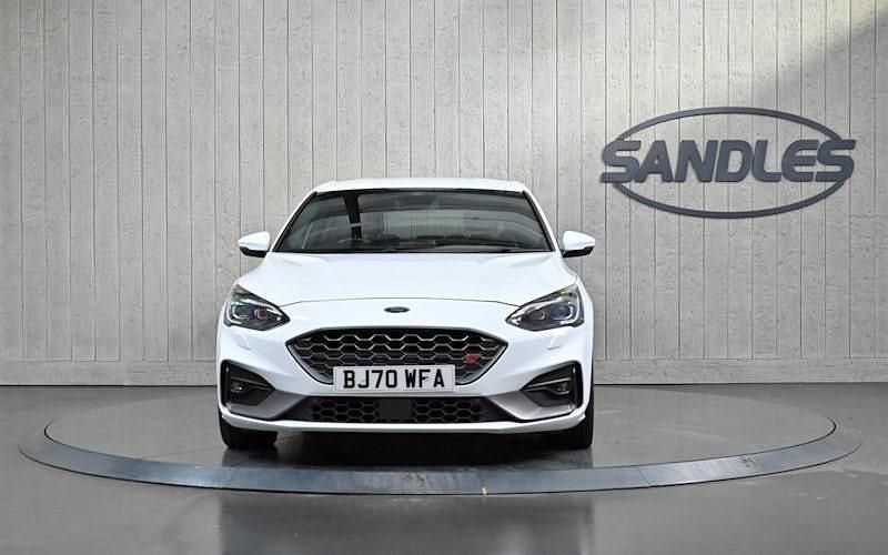 Used Ford Focus ST 190 HP (139 kW) 2020 White Hatchback