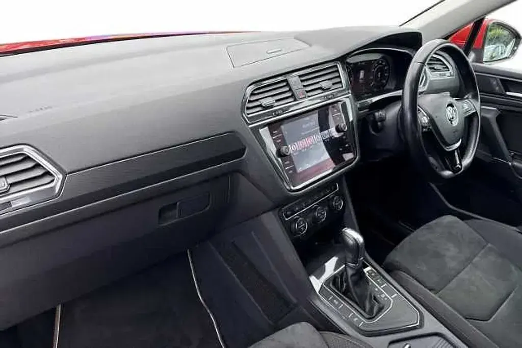 Usado VW Tiguan Allspace SEL 150 HP (110 kW) 2019 Laranja SUV