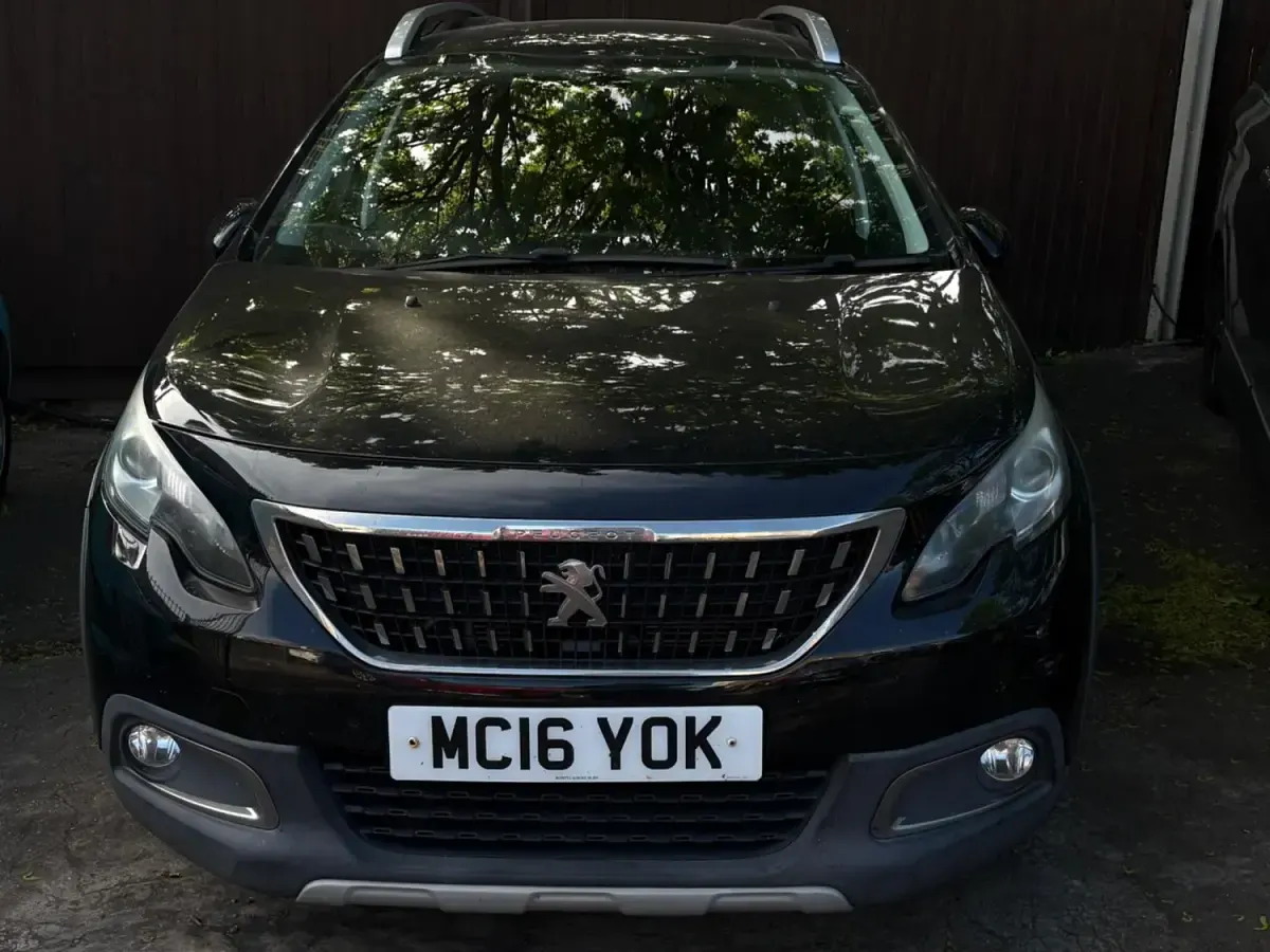 Second-hand Peugeot 2008 Allure 2016 Negru SUV