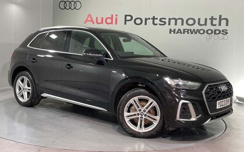 Used 2025 Audi Q5 S-Line SUV | £35,890 (Super price) - Image 1/4