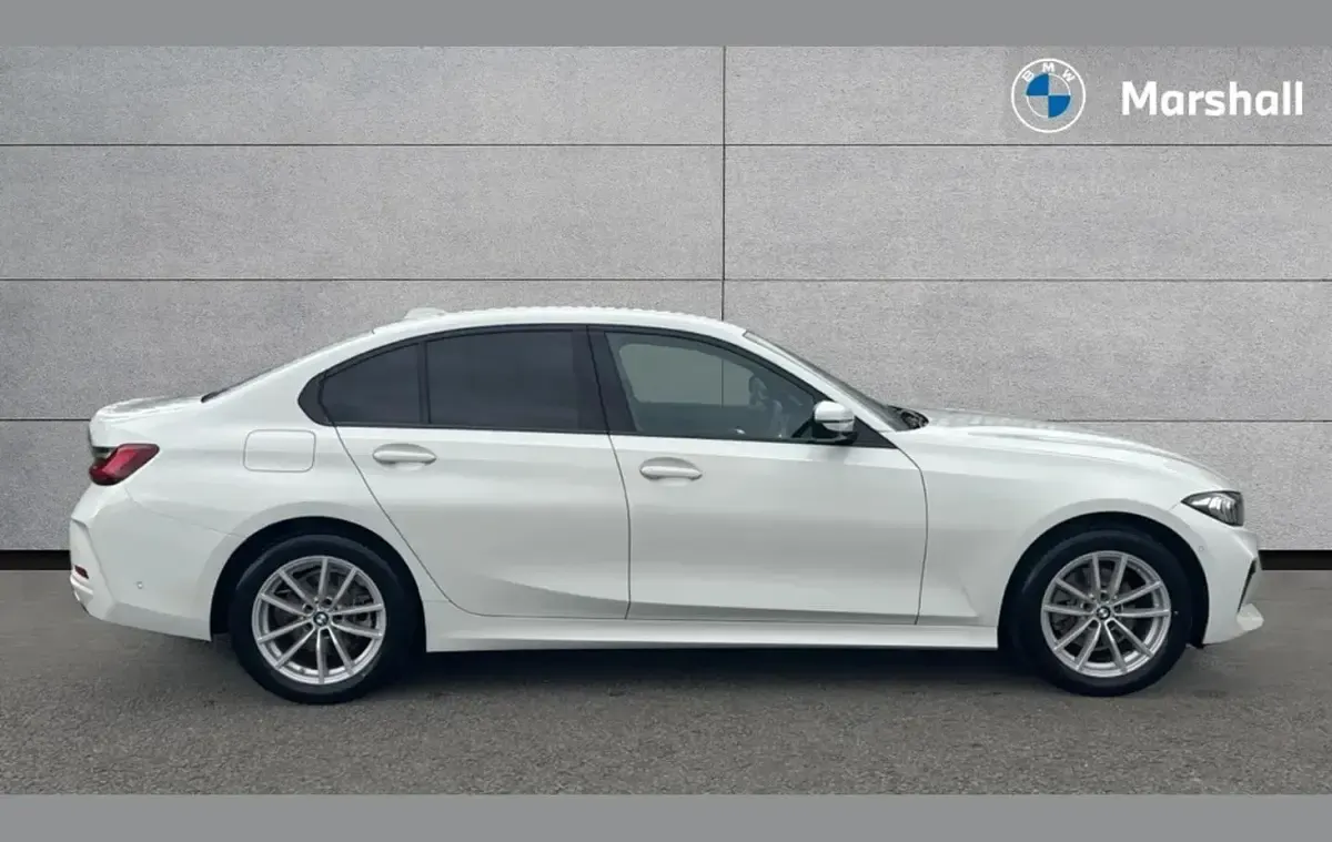 Used BMW 320 Sport Line 184 HP (135 kW) 2026 Alpine white Sedan