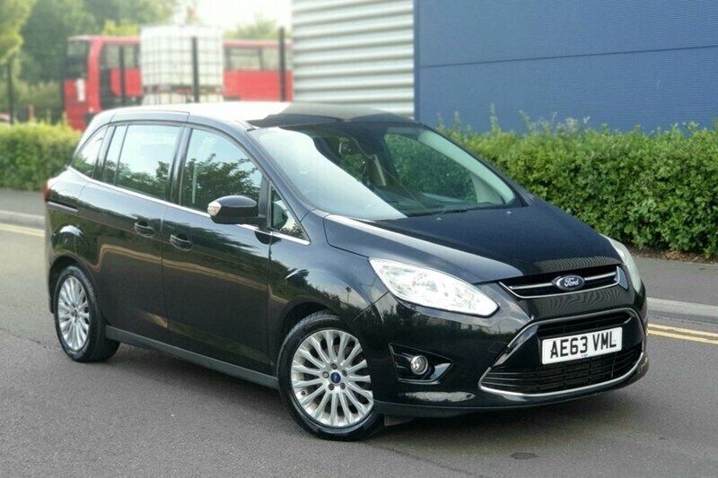 Black Used 2013 Ford Grand C-Max Titanium MPV | £2,695 (Good price) - Image 1/1