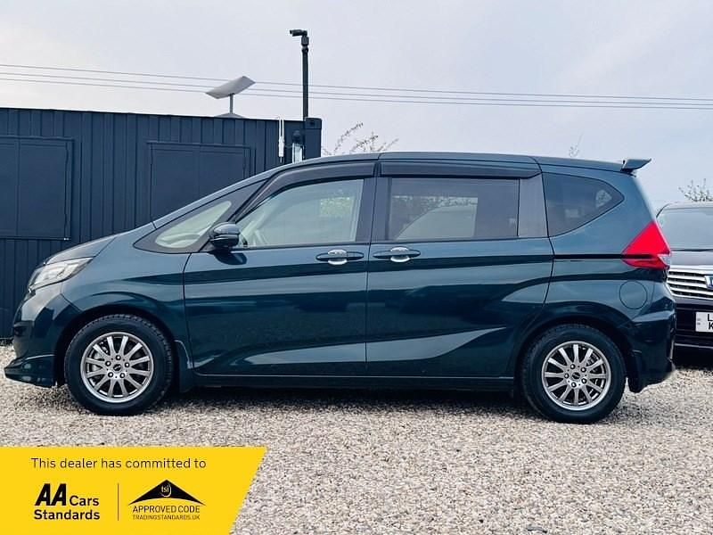 Used Honda Jazz Hybrid 130 HP (95 kW) 2019 Green Hatchback