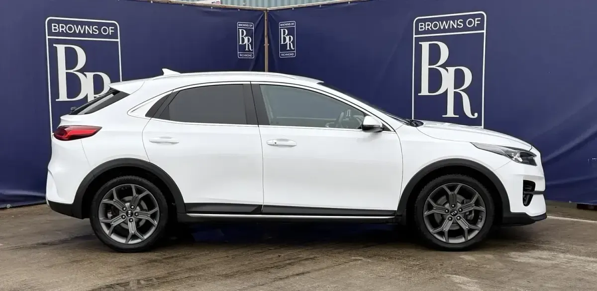 Used Kia XCeed 138 HP (101 kW) 2019 White SUV
