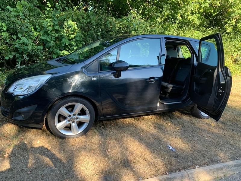 Used Vauxhall Meriva 2013 Black MPV
