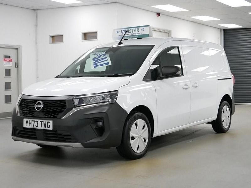 Used Nissan Townstar Tekna 130 HP (95 kW) 2023 White Van