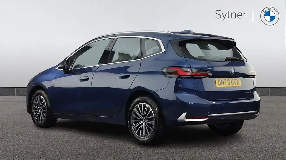 Used BMW 220 Active Tourer Luxury Line 168 HP (123 kW) 2023 Blue MPV