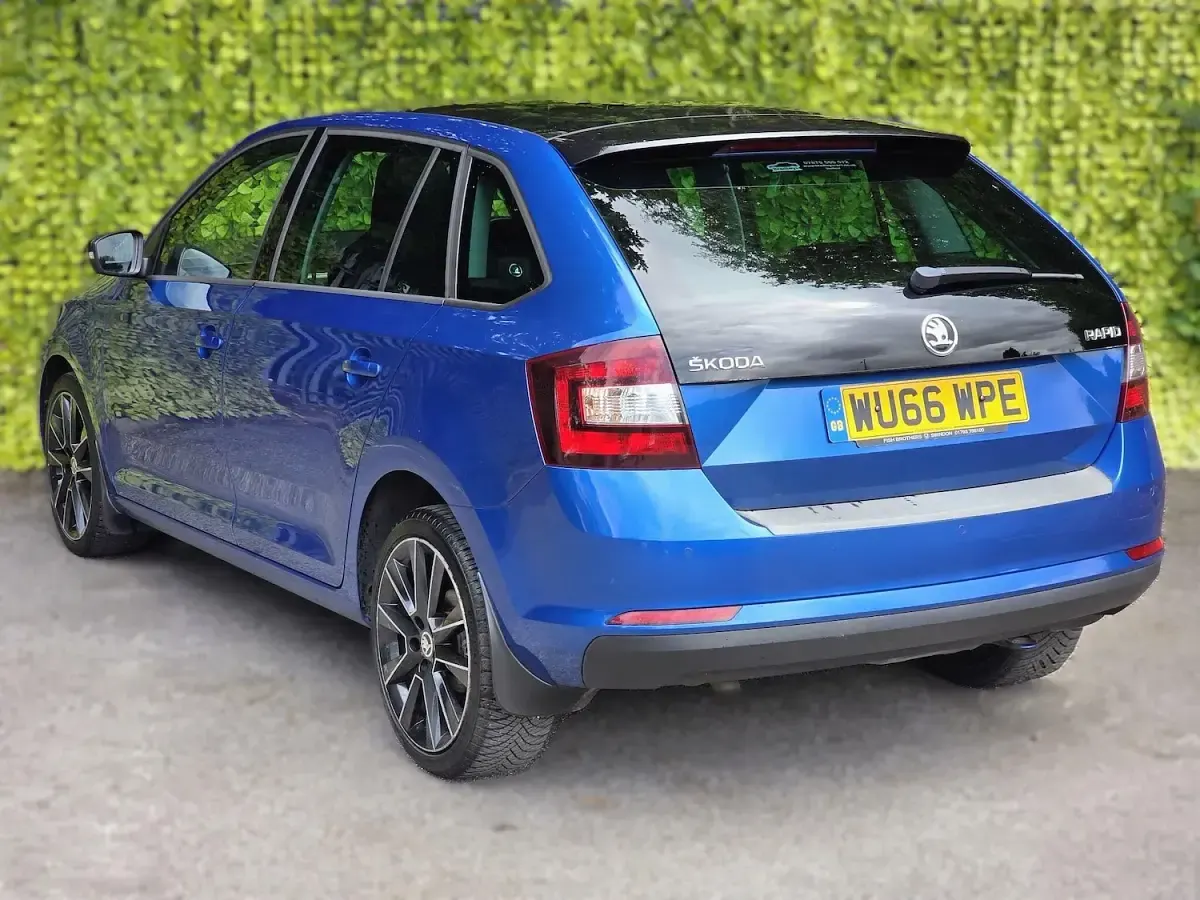 Used Skoda Rapid Sport 110 HP (80 kW) 2016 Blue Hatchback